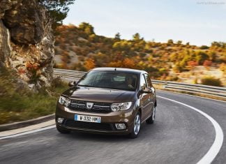 Romania 2016. Jaguar & Lexus shine in a market up in double digit Romania Car Passengers