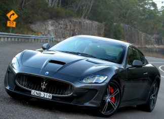 Emirates 2016. Auto sales dropped a huge 27%