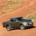 Mitsubishi-L200-2016