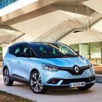 Renault-Grand_Scenic-2017