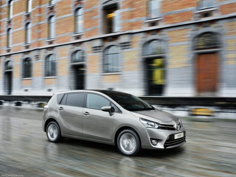 Focus2move| Indonesia best selling cars 2016