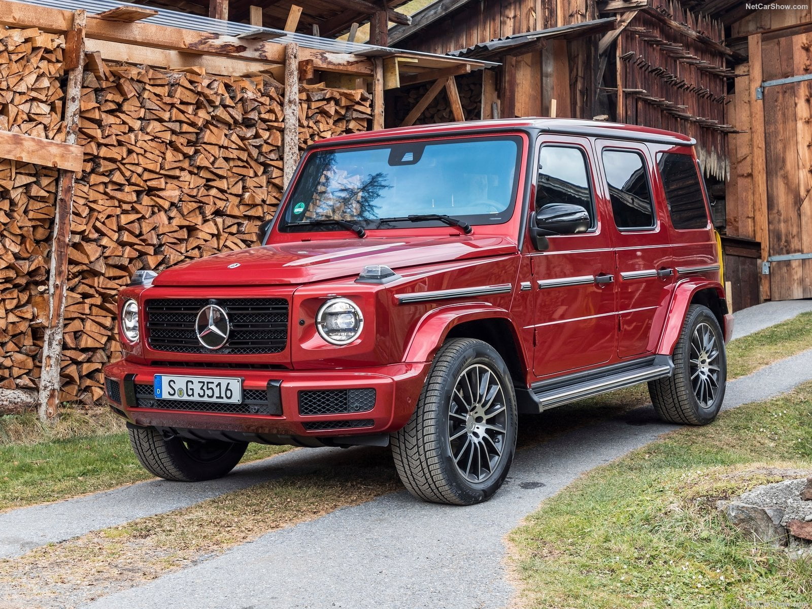 Mercedes-Benz-G350D-2019 | Focus2Move