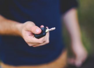 Three Things to Consider While Getting a Car Title Loan Guest Post
