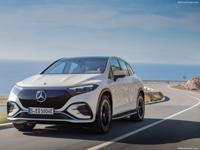 The 2023 Mercedes-Benz EQS SUV