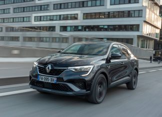 Hungary 2022. Auto Market Loses 8.8% In Volume While Volkswagen Booms 46.3% The 2022 Renault Arkana