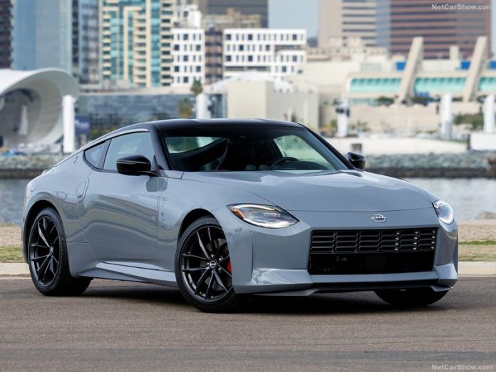 Nissan-Z-2023-800-03