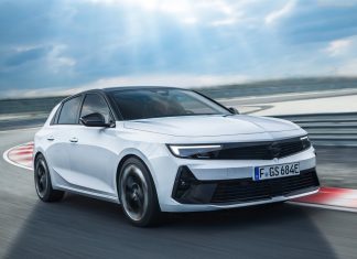 How to Tell Who Is at Fault in a Car Accident? The 2023 Opel Astra GSe