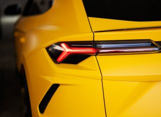 Top 3 Tips to Pick the Best Car Driving Experiences