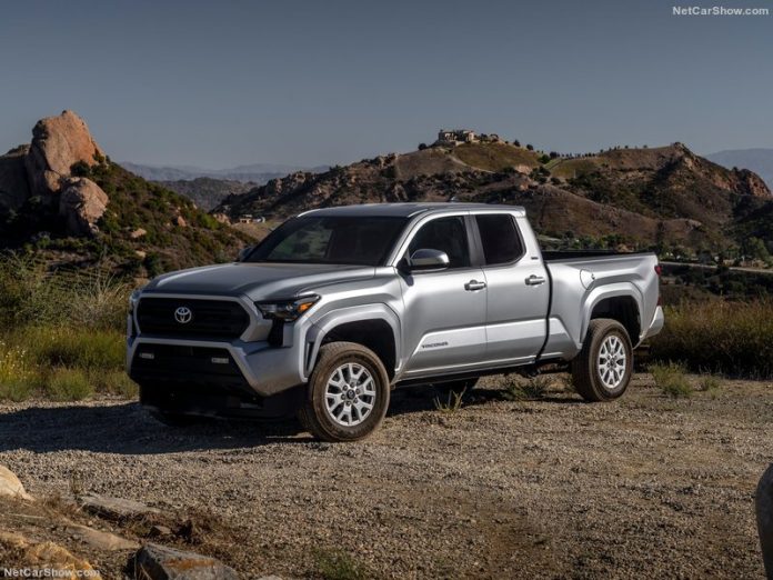 Toyota-Tacoma_SR5-2024-800-0c