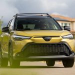 Toyota-Corolla_Cross_Hybrid-2023-800-3b