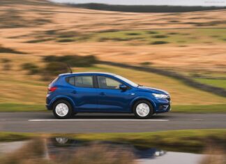 Spain 2025. Renault Leaps Forward As Sales Momentum Continues Steadily