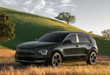UK 2025. BYD Claims EV Leadership, Surpasses Tesla Amidst Sector Slump
