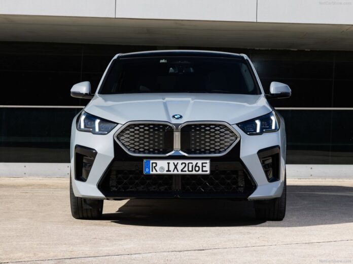 BMW-iX2-2024-