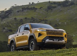 How Distracted Driving is Endangering Lives