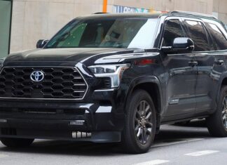 Fleet Card Versus Credit Card: Which Controls Fuel Spend Better