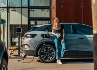 Costa Rica’s EV Surge Ignites Latin America’s 2025 Boom