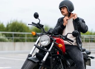 Roadside Assistance in Bike Insurance Online: What It Covers and When It Helps